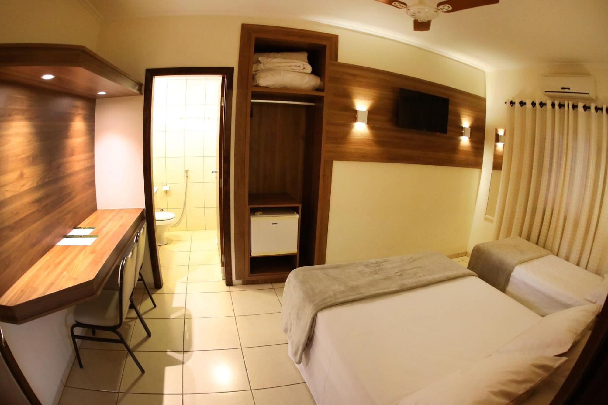 Hotel Roda D'Agua Andradina Camera foto