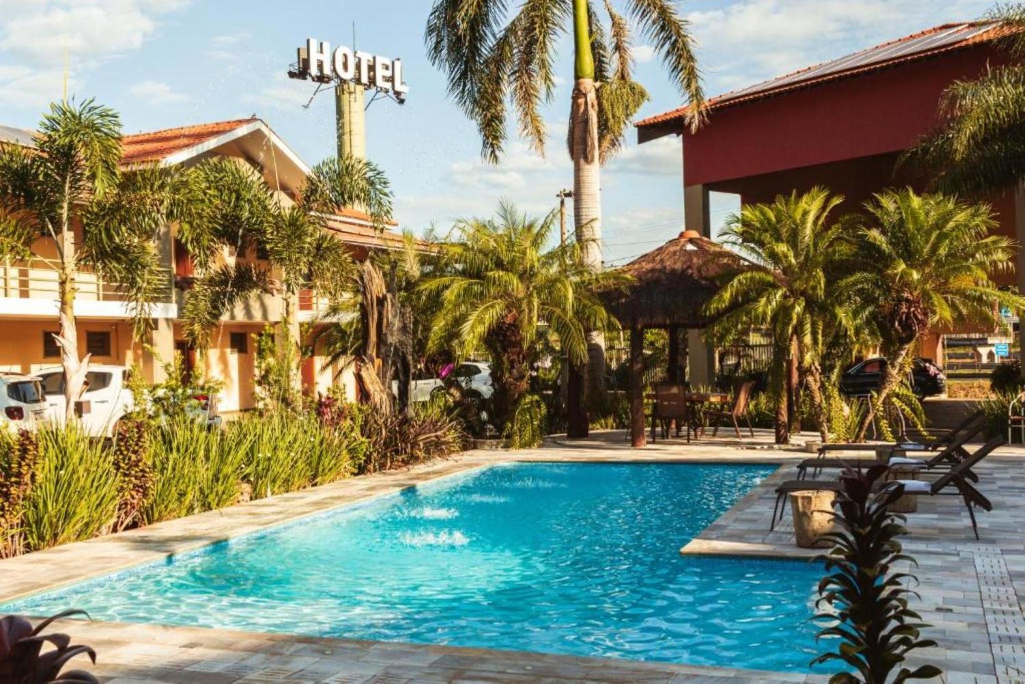 Hotel Roda D'Agua Andradina Esterno foto