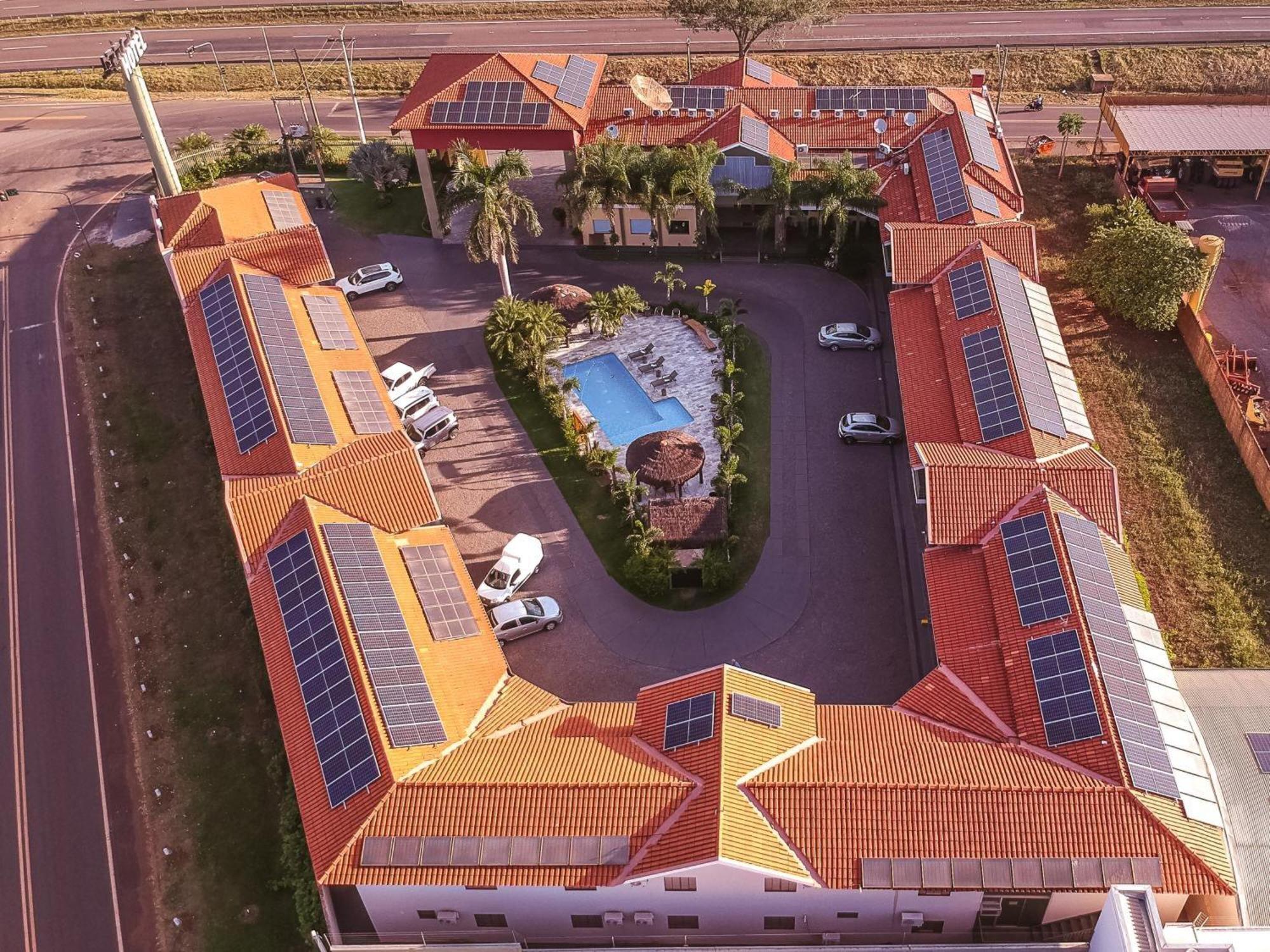 Hotel Roda D'Agua Andradina Esterno foto